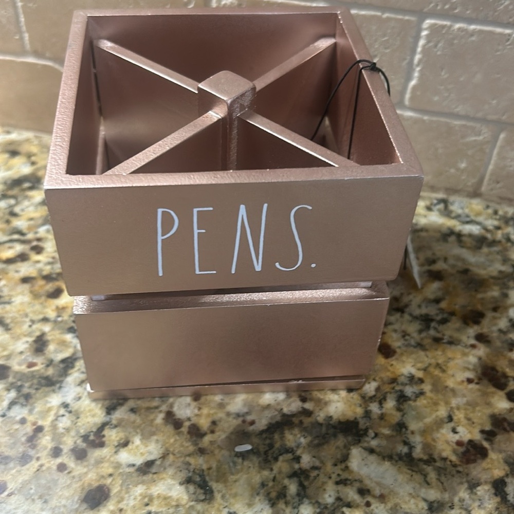 Last oneNWTRae Dunn pens and pencils holder  with 4 compartments on rotat…